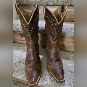Ariat Rich Brown Western Boots